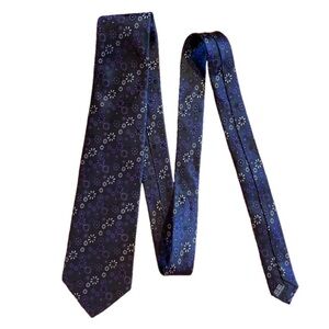 Britches black silk with pattern 66” x 4” tie 3/$25